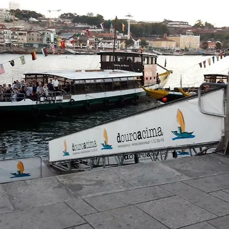 Downtown Διαμέρισμα *